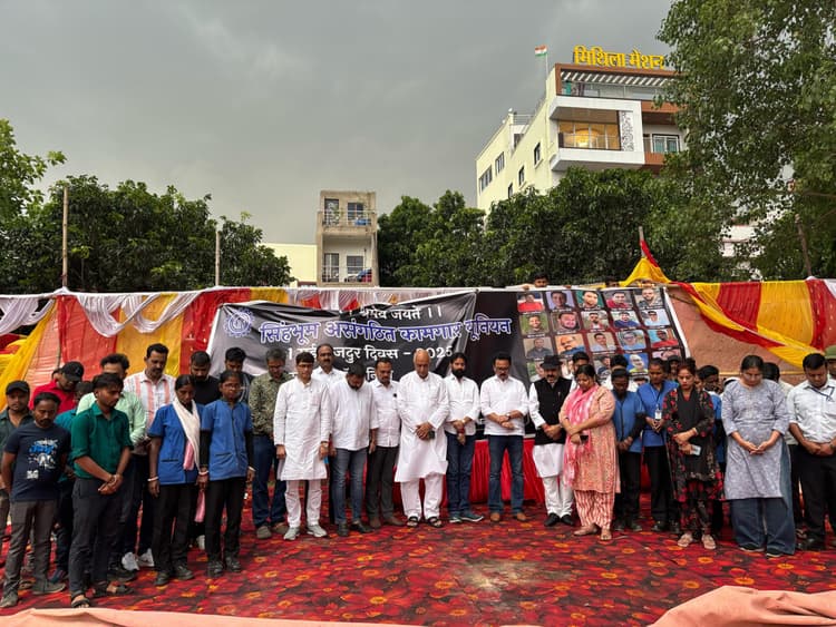 Jamshedpur news. आतंकवादियों और पाकिस्तान के खिलाफ हो सख्त कार्रवाई : सुखदेव भगत