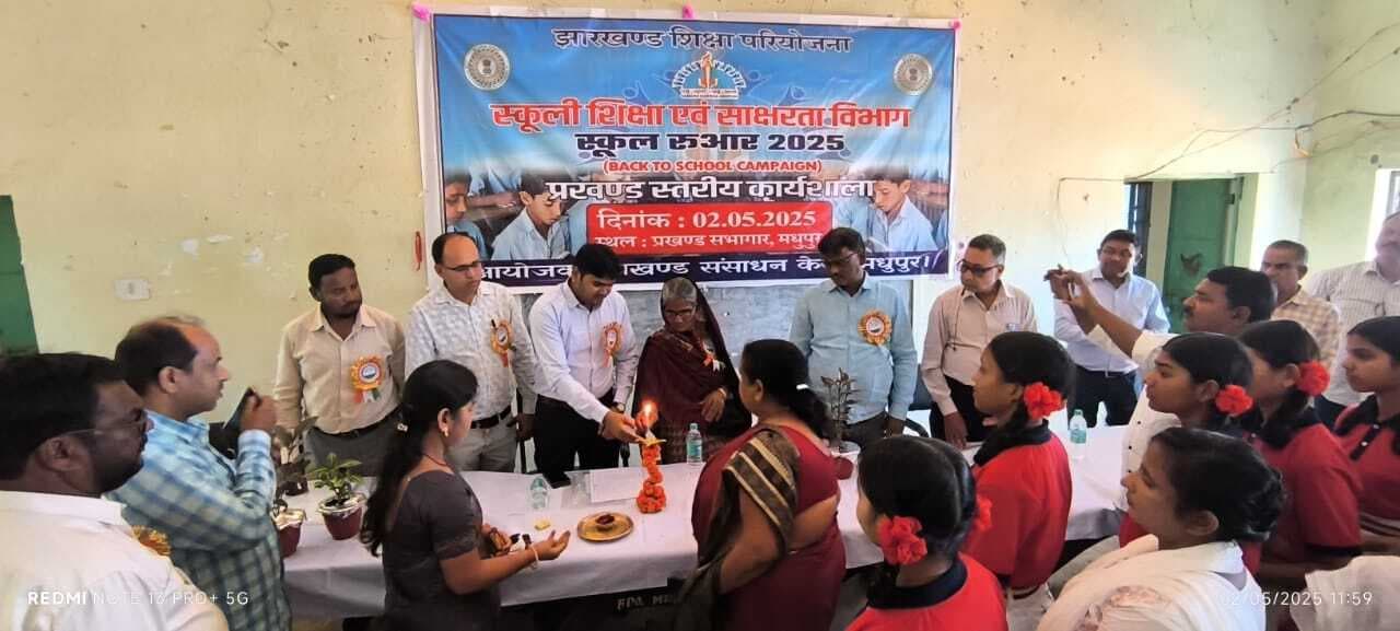 ड्राॅप आउट बच्चों को स्कूल भेजना सुनिश्चित करें