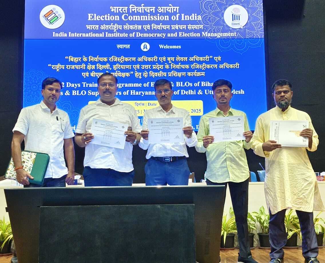 बीएलओ काे दिल्ली में दिया गया प्रशिक्षण