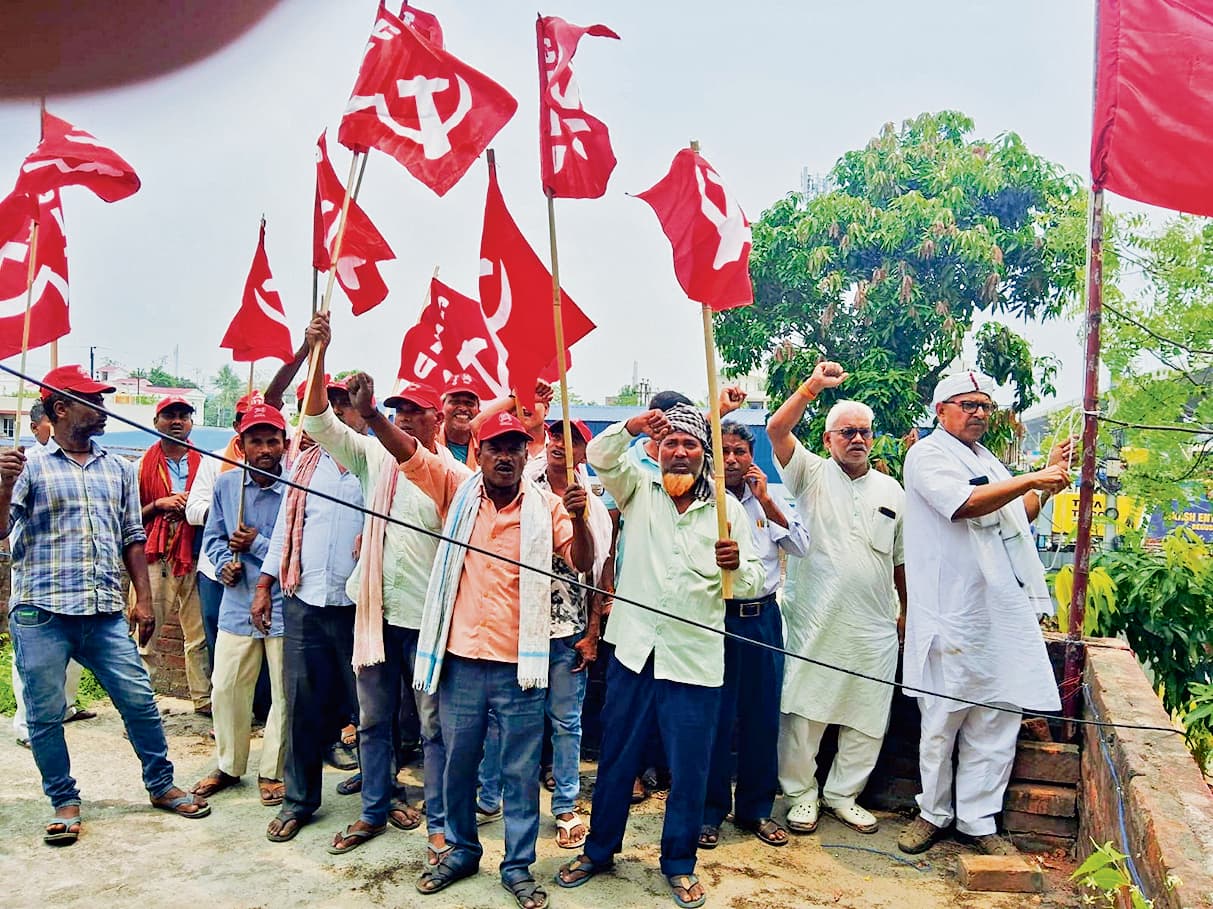 शहर में सीटू कार्यालय परिसर में मई दिवस के अवसर पर गोष्ठी का आयोजन