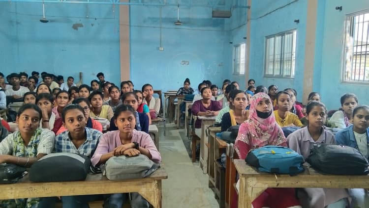 Cyber security :जागरूकता से ही साइबर अपराध से बचाव : विद्यासागर यादव