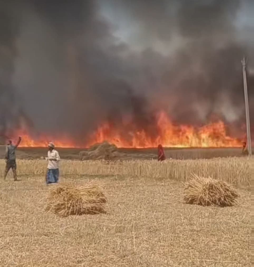 Samastipur News:आग से झूलसकर घर के अंदर सोय बुजुर्ग दंपति की हुई मौत