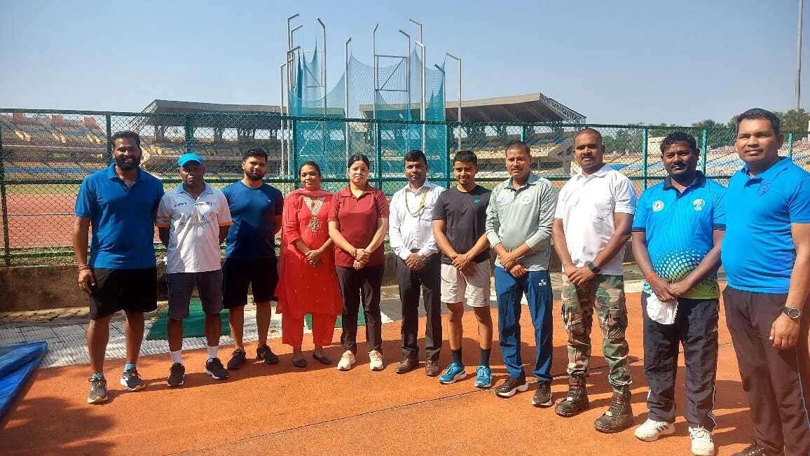 Sports : फिटनेस टेस्ट में चार प्रशिक्षक हुए शामिल