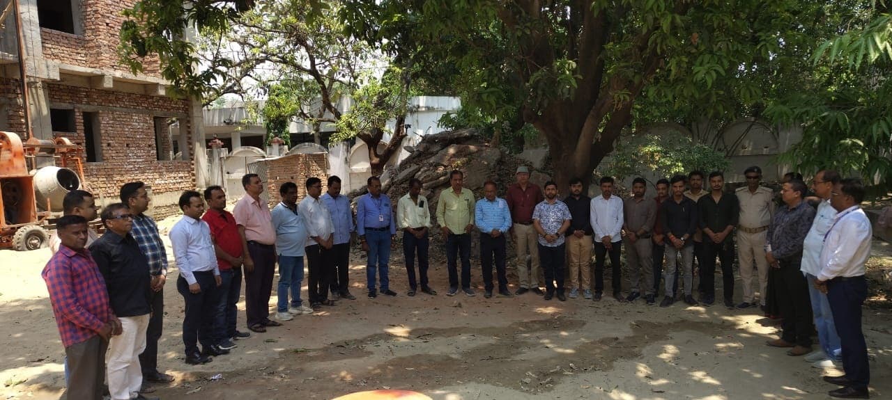 Motihari: सेवानिवृत्त लिपिक के निधन पर शोक व्यक्त