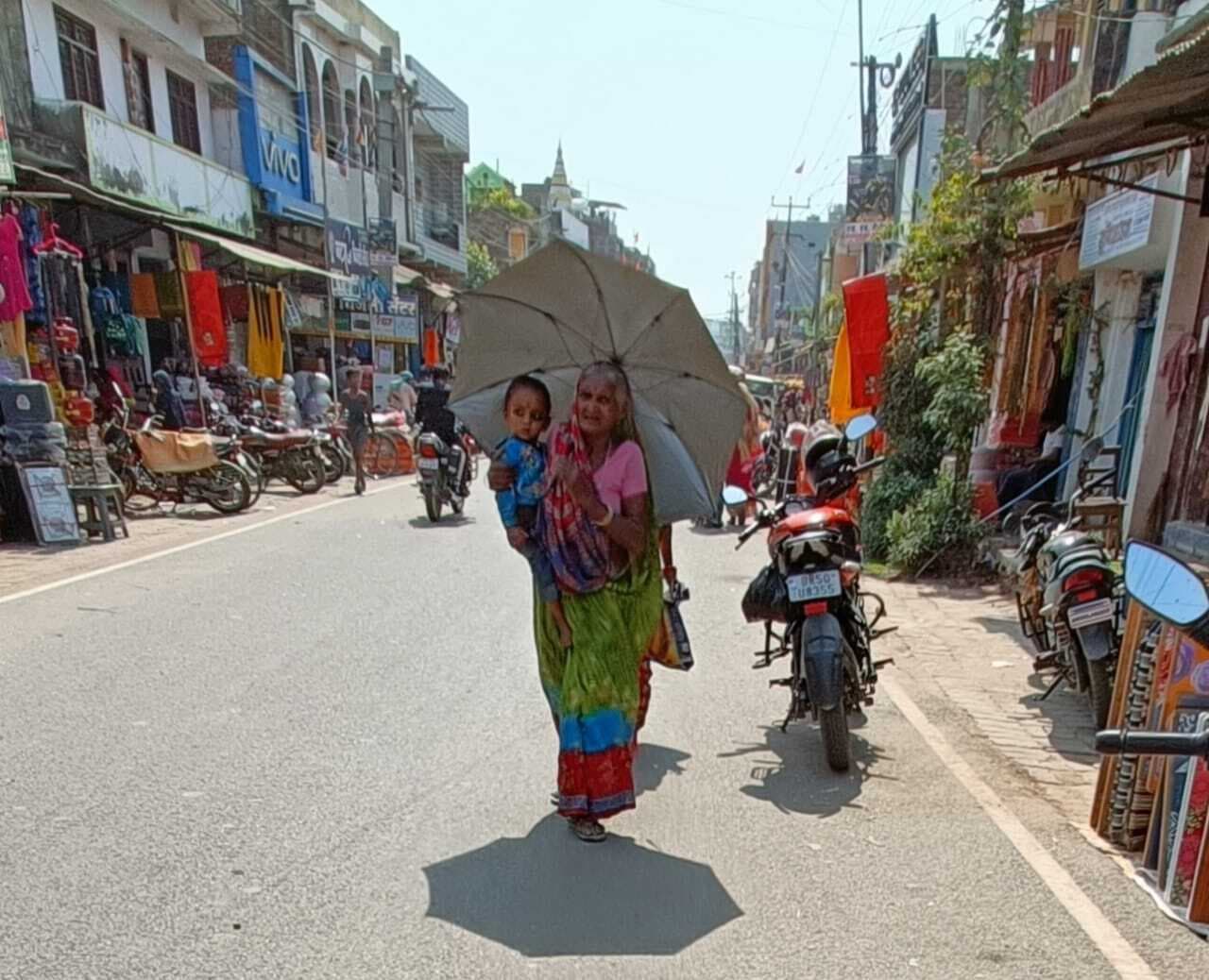 जिले का तापमान हुआ 31.01 डिग्री सेल्सियस : तेज धूप से तपने लगी धरती