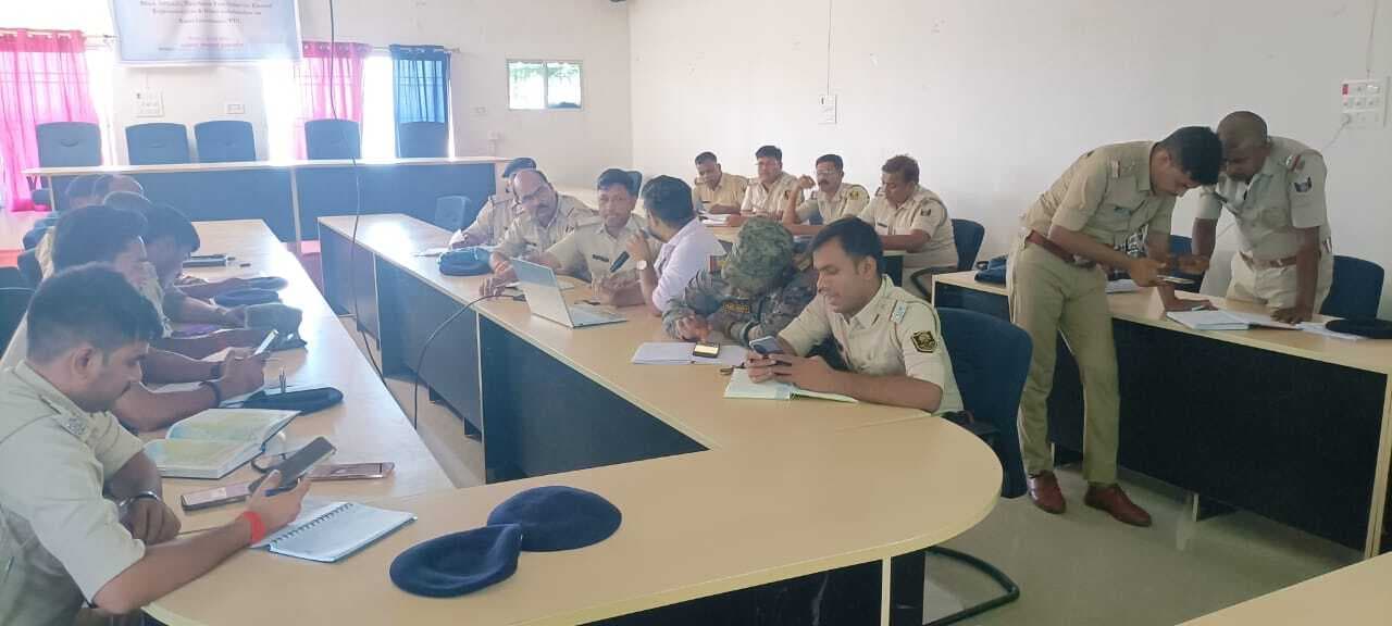 सड़क दुर्घटना में कैसे मिले मुआवजा, अधिकारियों को मिला प्रशिक्षण