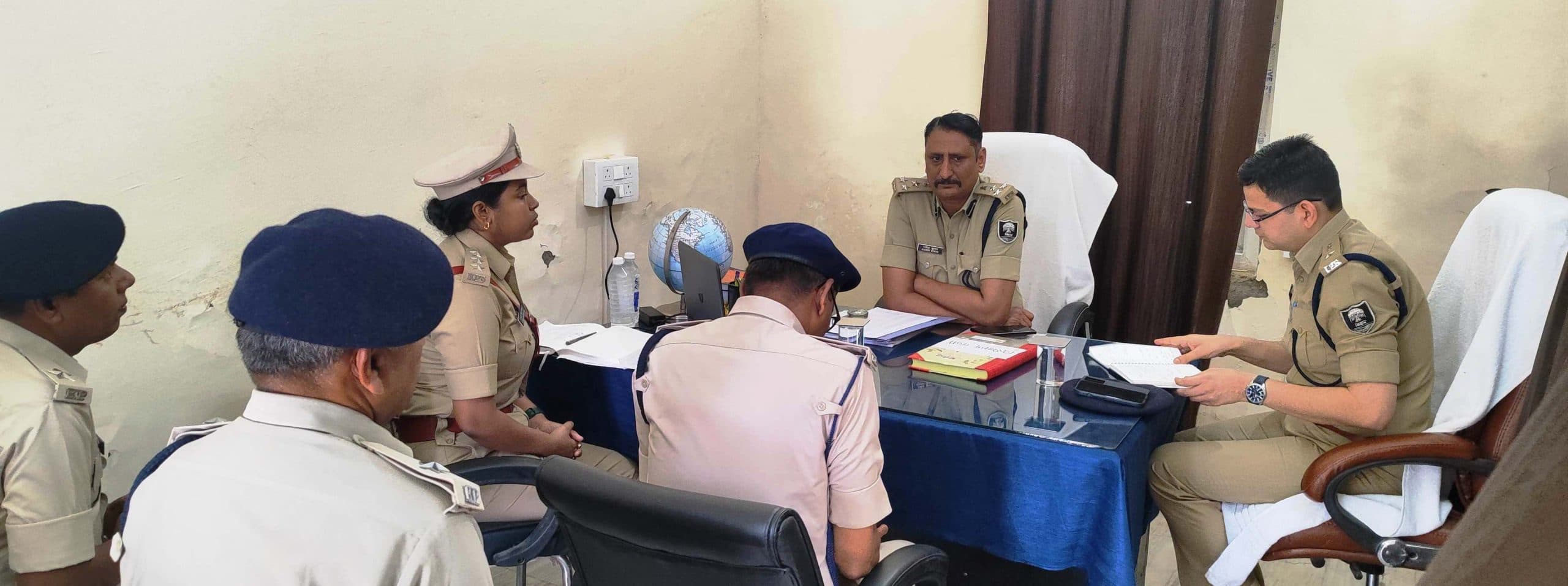 पोर्टल पर दर्ज होने वाले शिकायत का करें त्वरित निष्पादन : डीआइजी