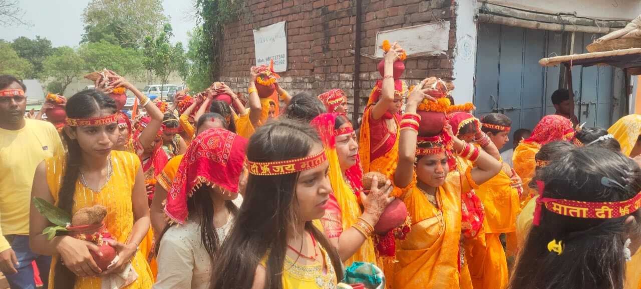 प्राणप्रतिष्ठा महायज्ञ के लिए निकली कलशयात्रा