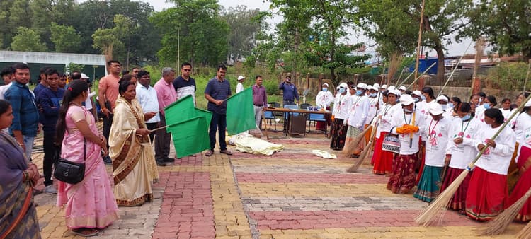एसएलआरएम प्रबंधन कार्यक्रम की शुरुआत