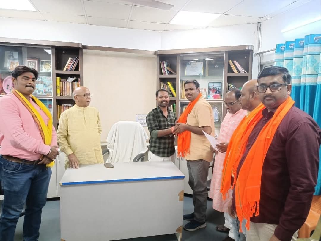 Jamshedpur news. भाजपा कदमा मंडल के कई नेताओं ने थामा जदयू का दामन