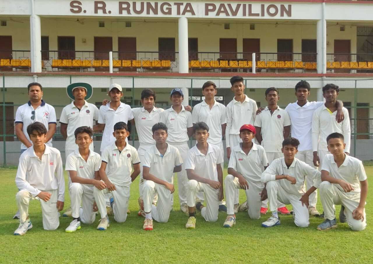 Chaibasa News : संत जेवियर्स स्कूल ने संत विवेका को 103 रन से हराया, शतक से चूके कृपासिंधु