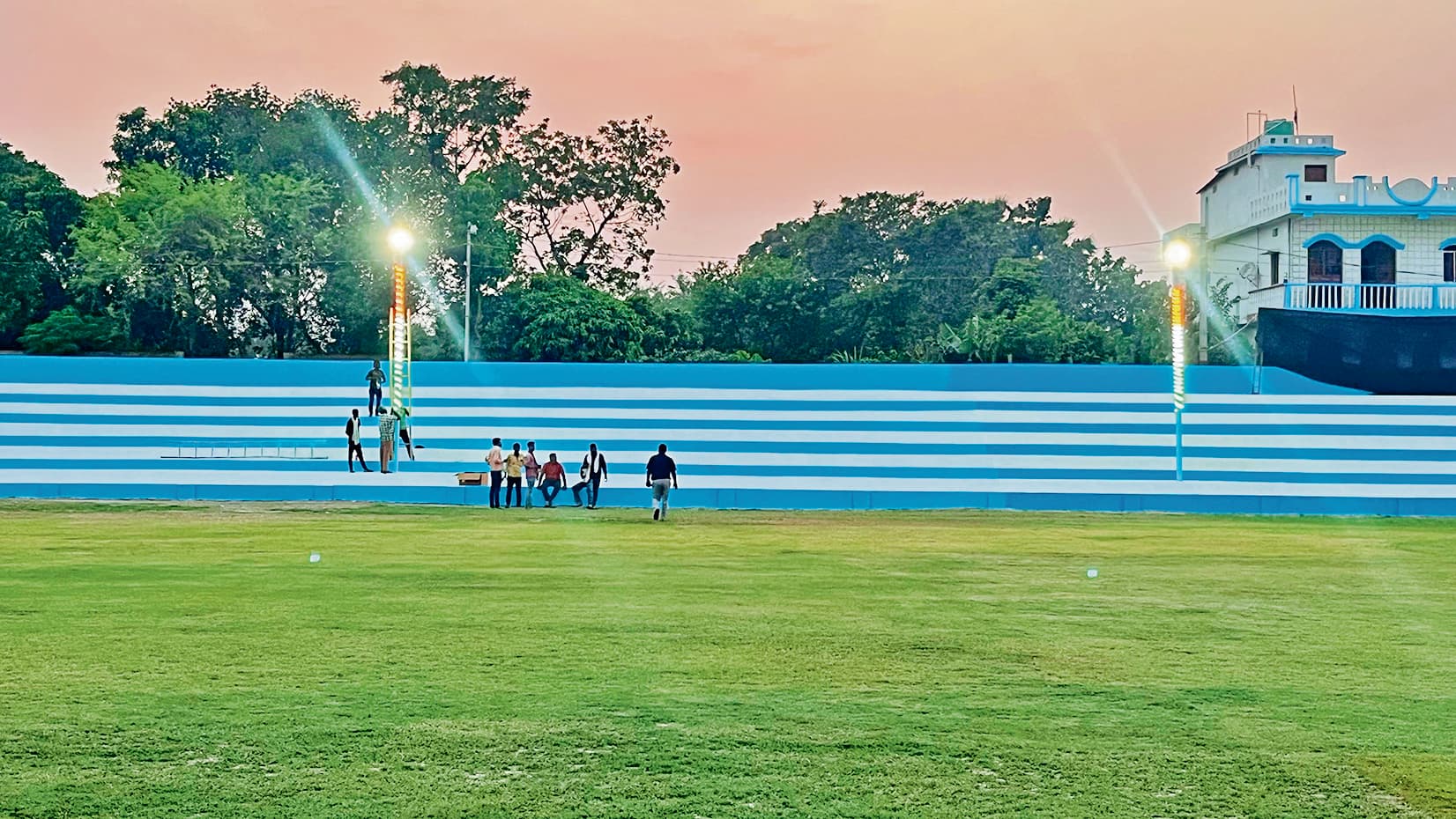 खेलो इंडिया यूथ गेम के लिए बेगूसराय पहुंची विभिन्न राज्यों की टीमें