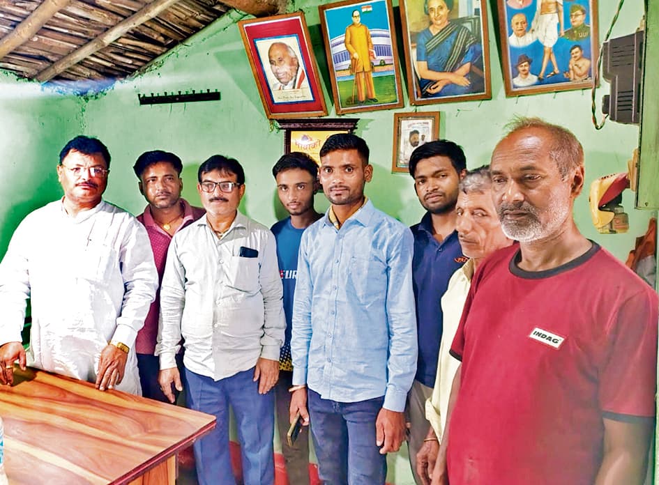 किसानों, मजदूरों, छात्र-नौजवानों के हक-अधिकार को छीनने का कुंठित प्रयास कर रही है सरकार : चुनचुन