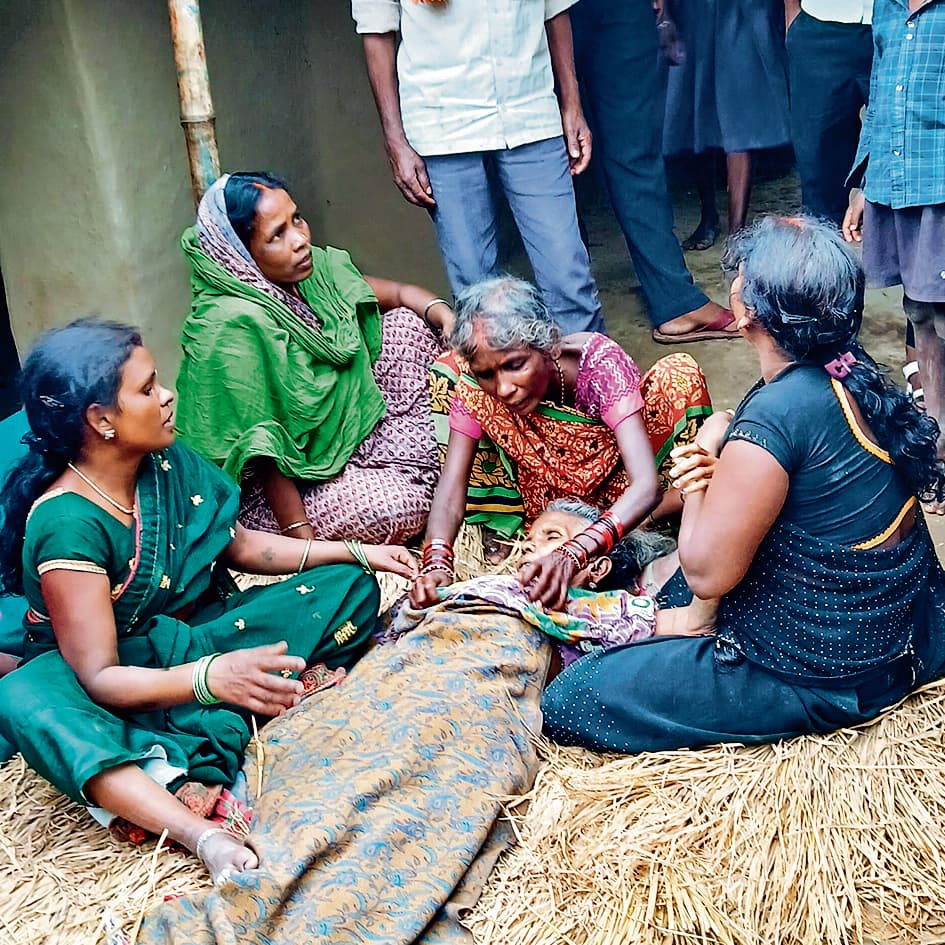 Gaya News : मांडर गांव में वज्रपात से महिला की मौत, एक घायल