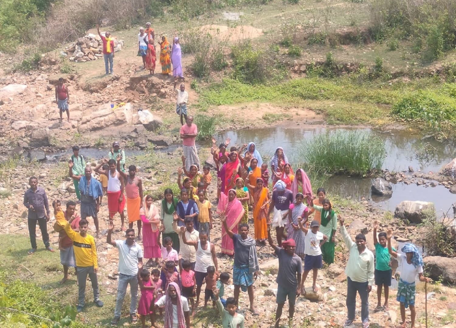 Bokaro News : तीन विधायक व दो सांसद ने पुल का किया शिलान्यास, सात साल में शुरू नहीं हुआ निर्माण