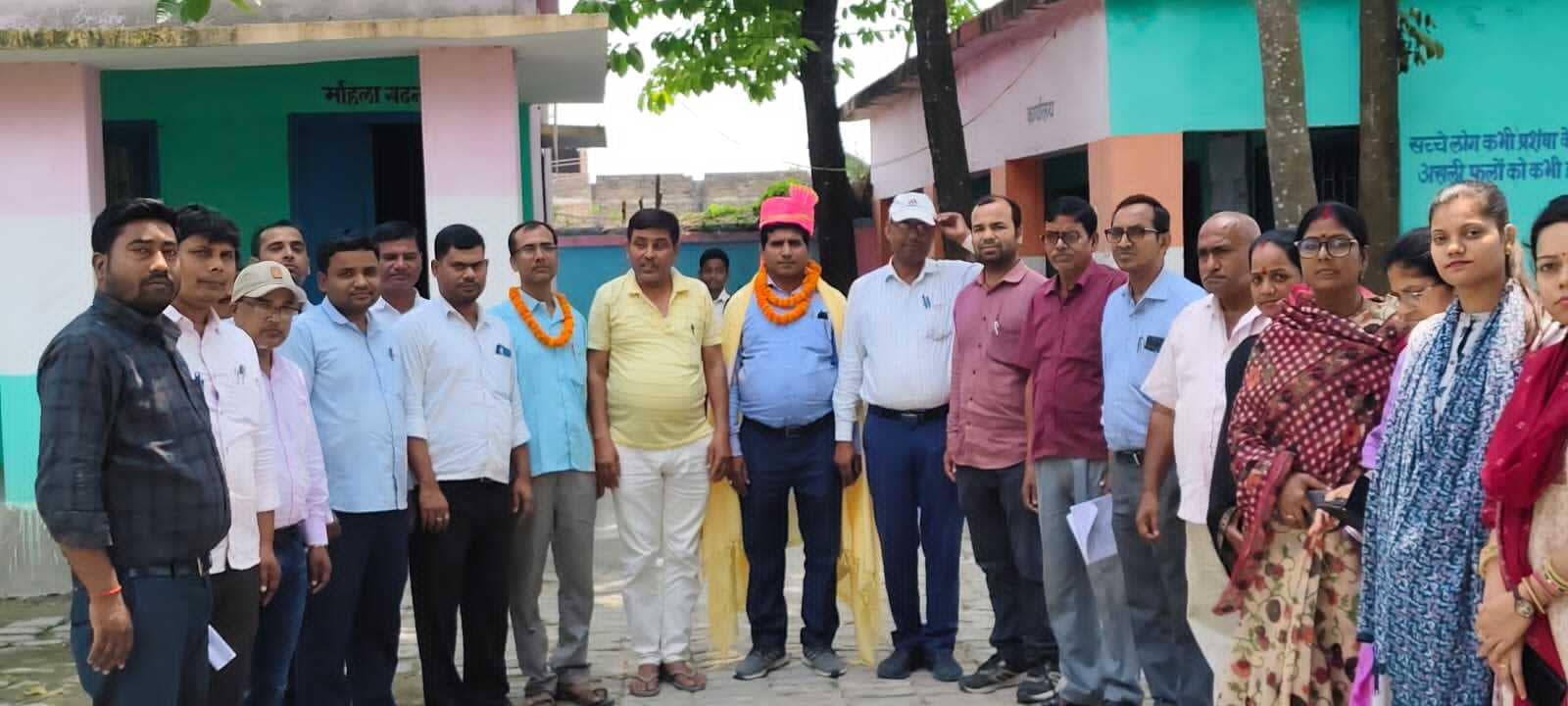 Education news from Samastipur:शिक्षक-अभिभावक संगोष्ठी में में एचएम सम्मानित