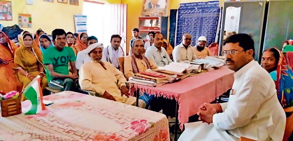 hajipur news. नहा-धोकर प्रतिदिन साफ यूनिफॉर्म में बच्चों को स्कूल भेजने की अपील