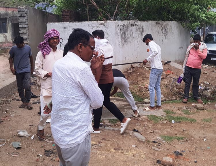 पोखर में नहाने के  दौरान डूबने से किशोर की मौत