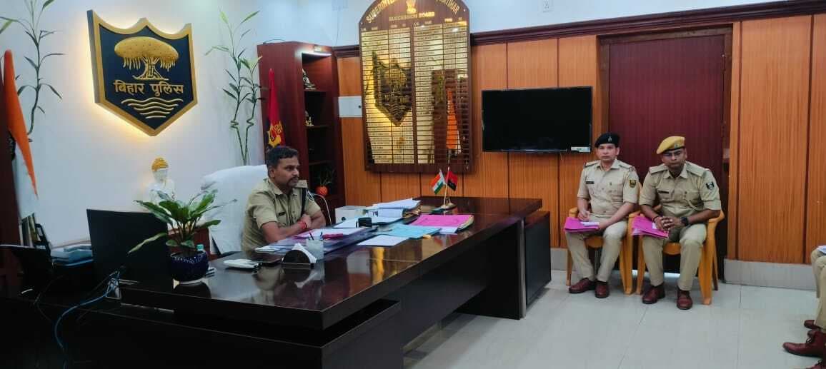 जांच अधिकारी समय पर करें कांडों का निष्पादन, एसपी