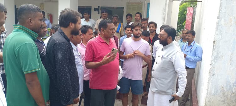 Deoghar News : जसीडीह स्टेशन में ड्यूटी के दौरान सीनियर सेक्शन इंजीनियर की मौत