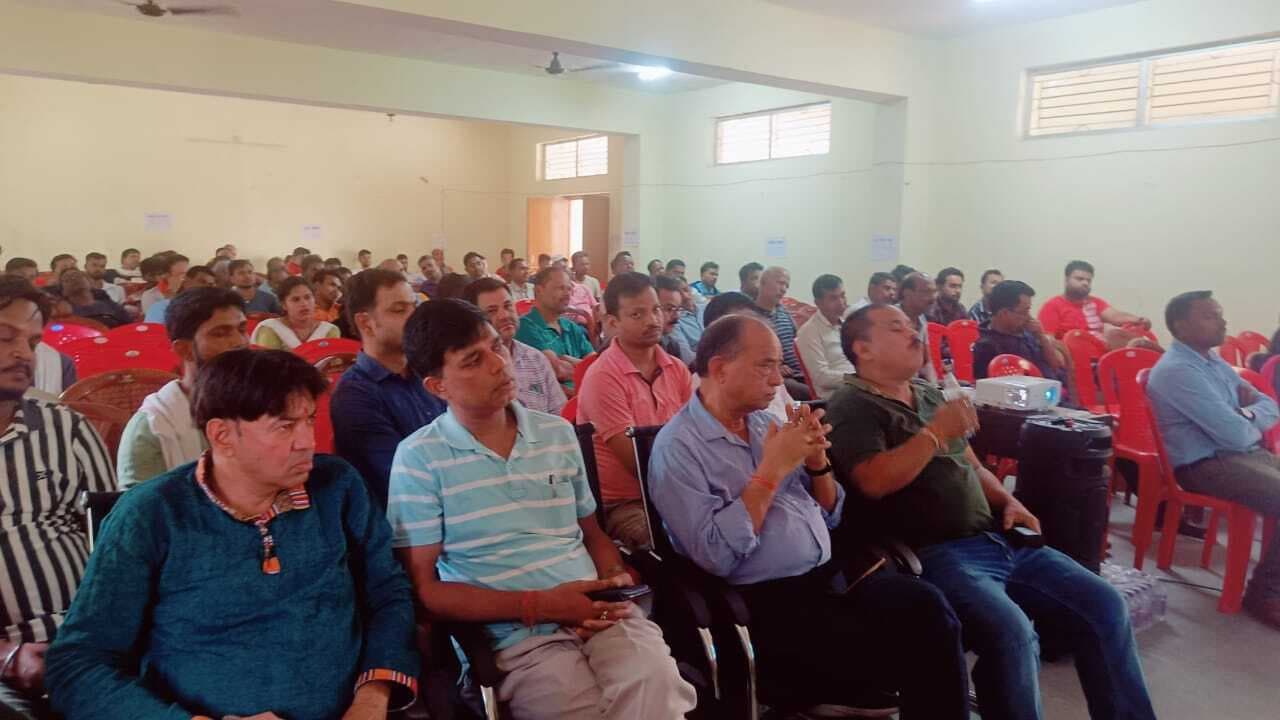 शहर के व्यवसायियों को मिला प्रशिक्षण