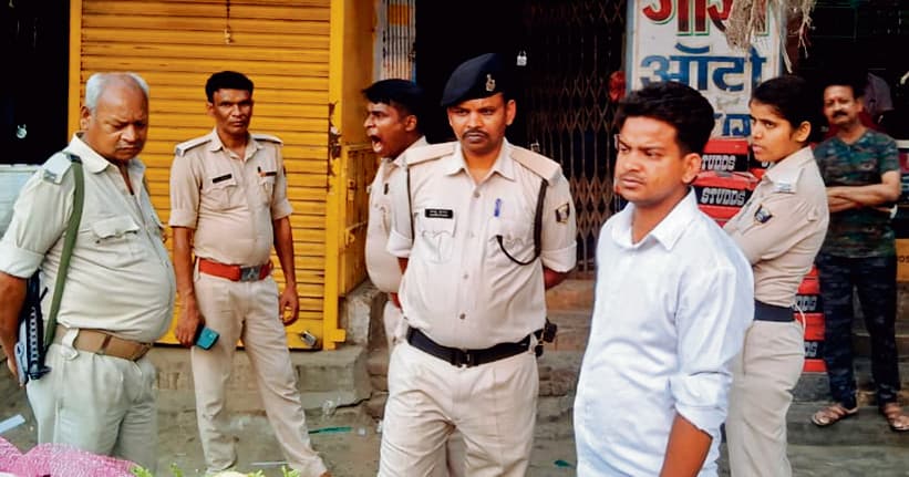 Gopalganj News : केन यूनियन के ऑफिस की बिल्डिंग में नाइट गार्ड की संदिग्ध स्थिति में मौत, पुलिस जांच में जुटी