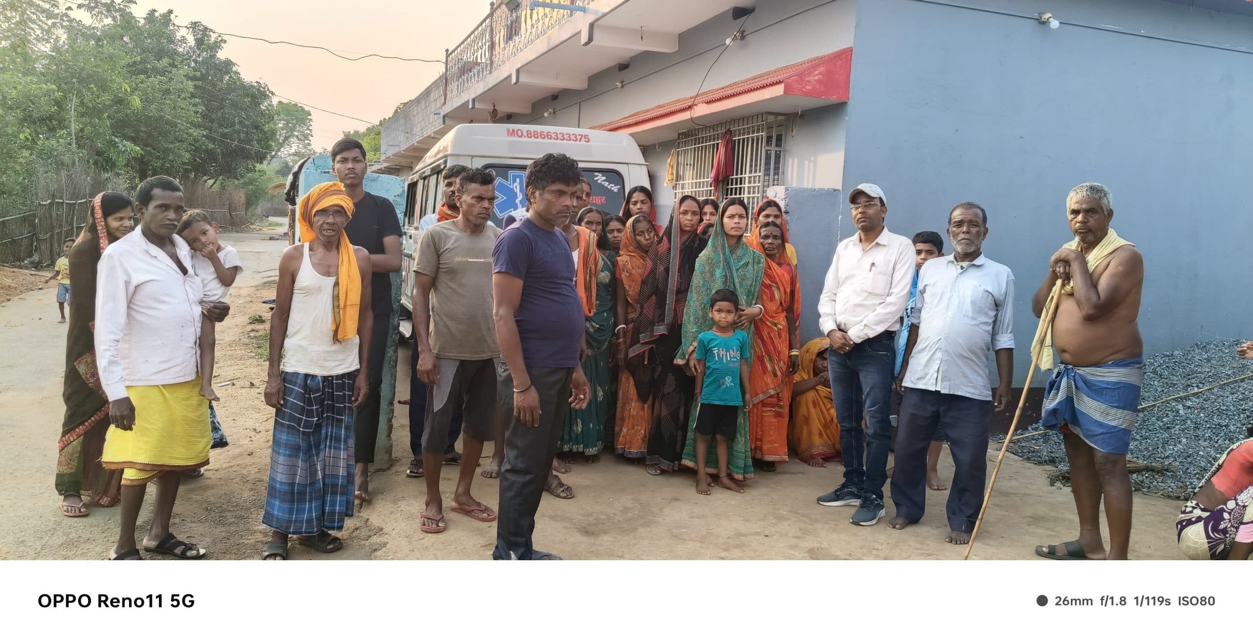 Giridih News: मुआवजे को ले कंपनी ने नहीं उठाया फोन, दूसरे दिन भी ग्रामीणों ने नहीं जाने दिया एंबुलेंस