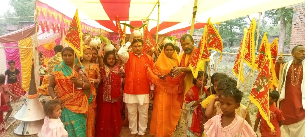 श्रीराम कथा के आयोजन को लेकर निकाली गयी कलश शोभा यात्रा