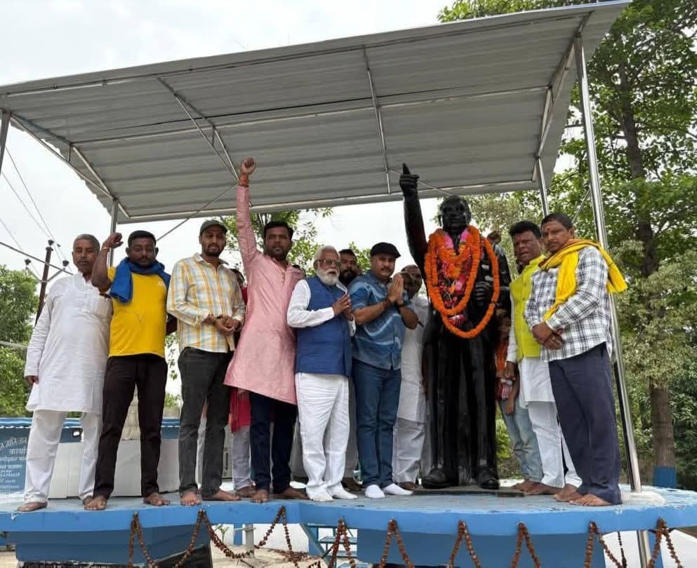 Darbhanga News: समाज की अंतिम व्यक्ति तक पहुंचाएं योजनाओं की जानकारी: जनक राम