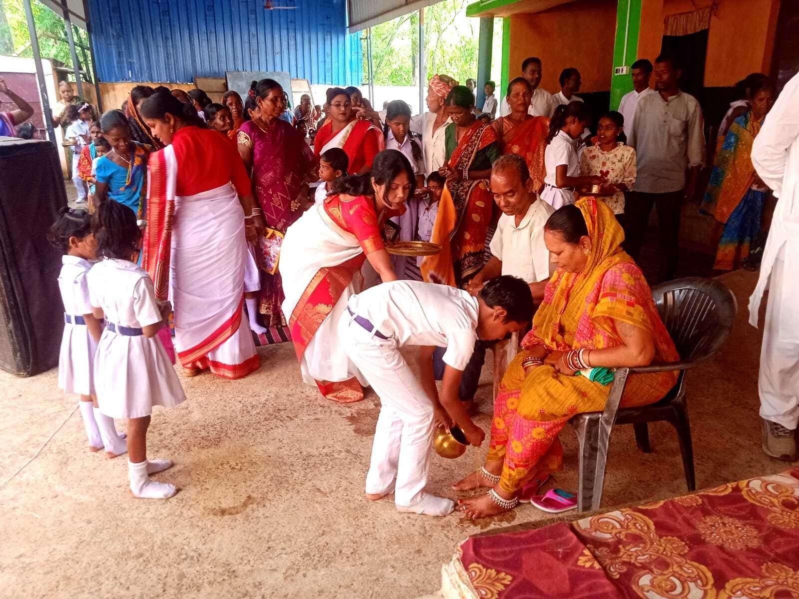 Chaibasa News : ज्ञान और अनुभव के भंडार हैं बुजुर्ग : प्राचार्य