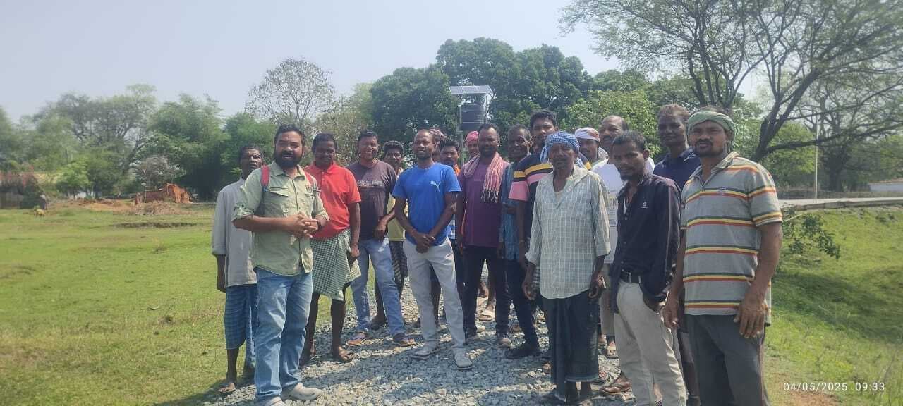 उलीहातु-छोटा जामबनी पीसीसी सड़क निर्माण में गड़बड़ी, आक्रोश