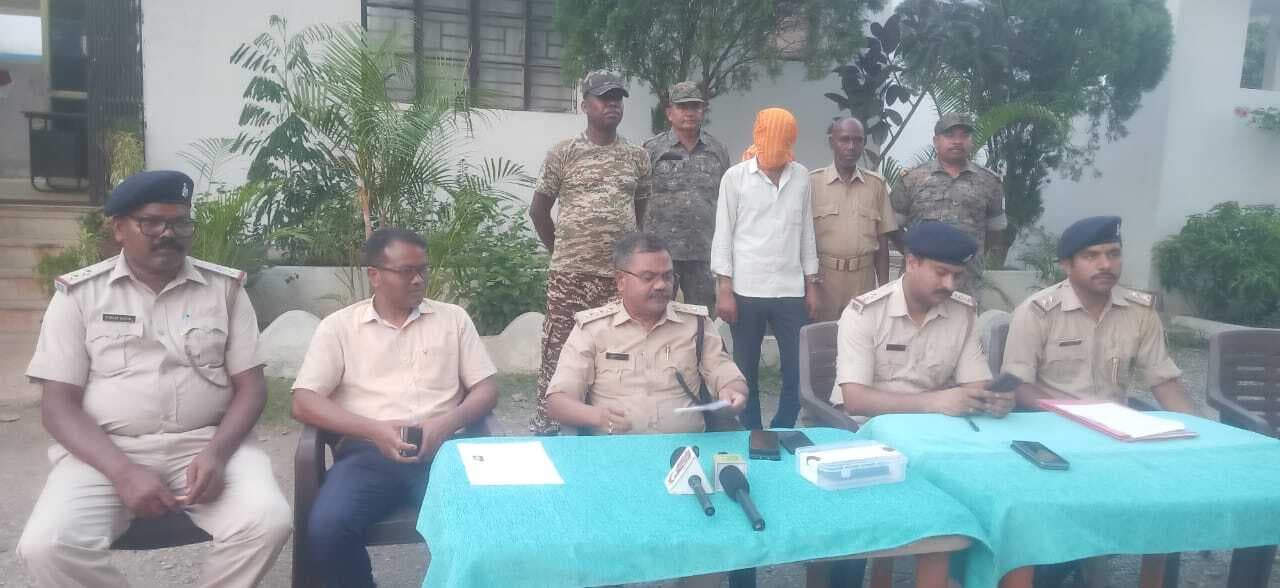 East Singhbhum : एनएच पर डेढ़ करोड़ का डोडा लदा ट्रक जब्त