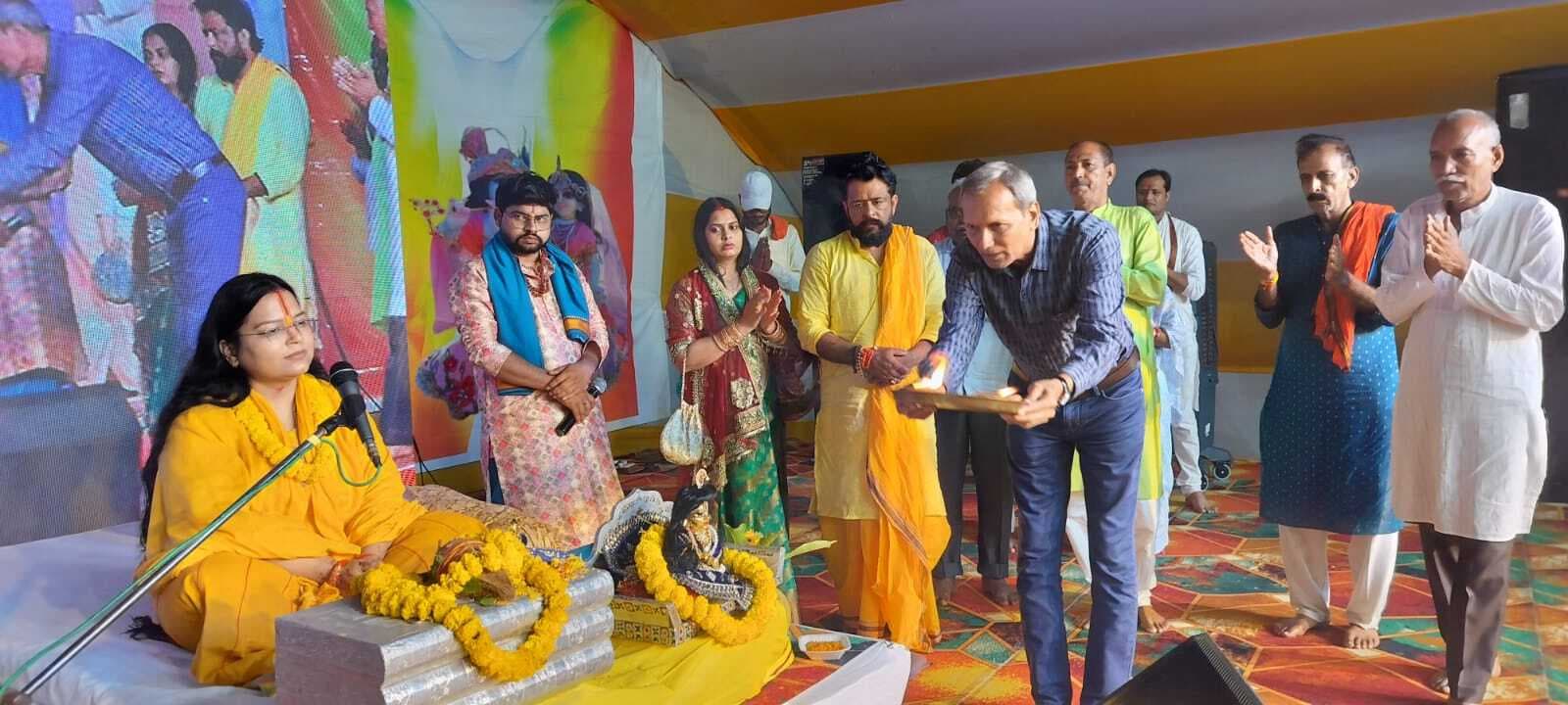 Dhanbad News: बच्चों को धर्म-अध्यात्म का ज्ञान दें : डाॅ अमृता कर्णेश्वरी