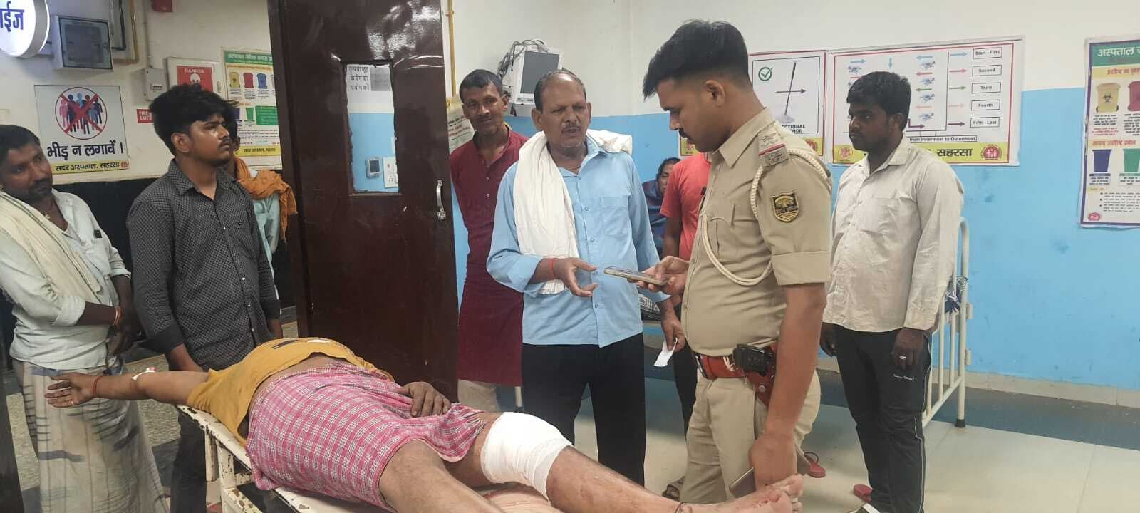 कार सवार व्यक्ति पर अज्ञात बदमाशों ने चलायी ताबड़तोड़ गोलियां, चालक जख्मी