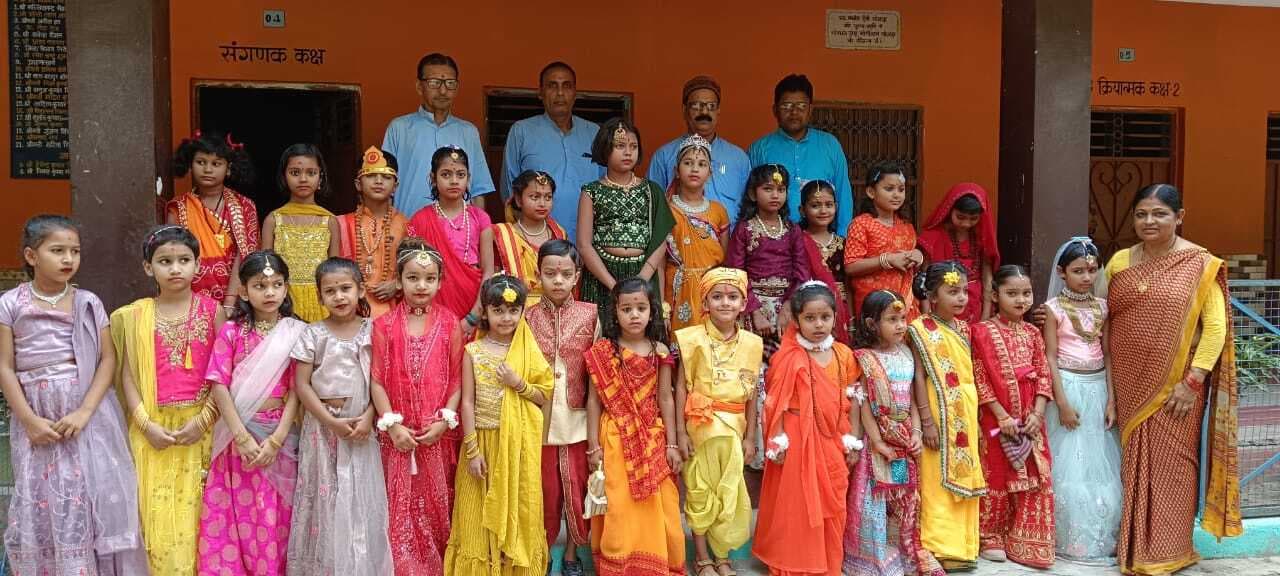 सरस्वती विद्या मंदिर में कार्यक्रम आयोजित