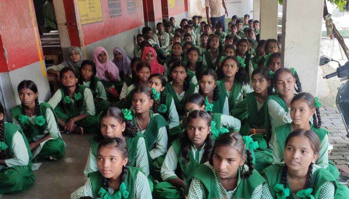 अनजाने लिंक पर ना करें क्लिक, बैंकिंग से जुड़ी जानकारी ना करें शेयर