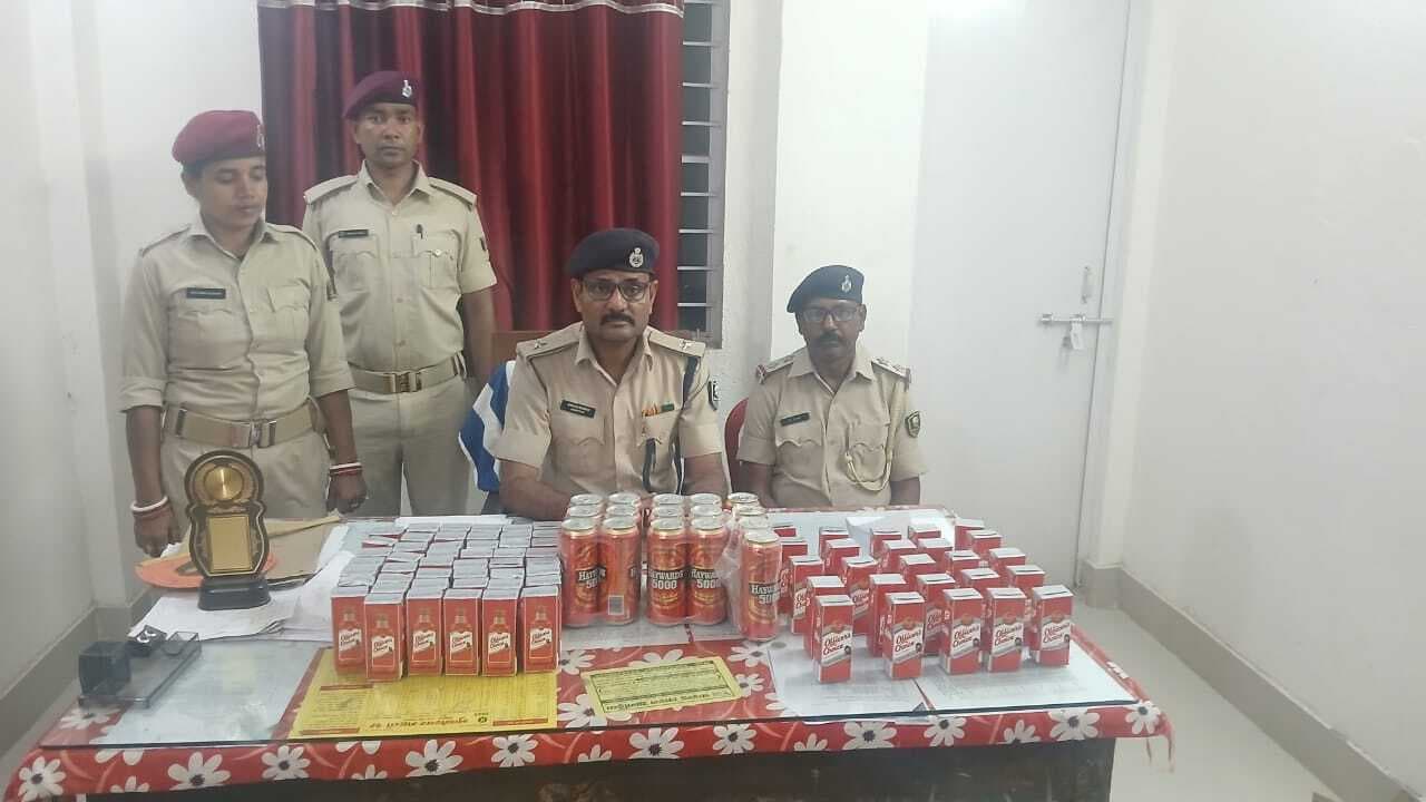 मानसी स्टेशन के प्लेटफॉर्म से शराब बरामद