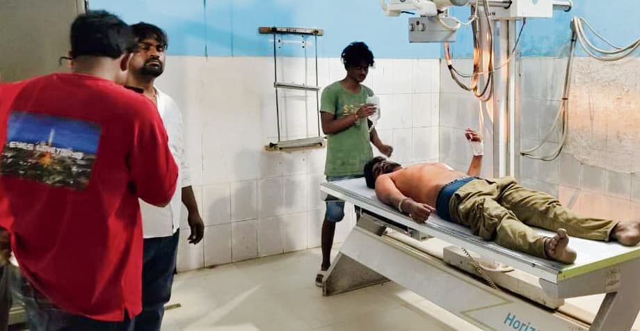 Saran News : चाकूबाजी में एक युवक गंभीर रूप से जख्मी