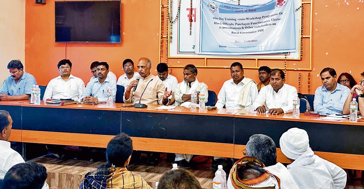 Gaya News : शीघ्र कृषि फीडर को दुरुस्त करा बिजली की दिक्कतों को दूर करें