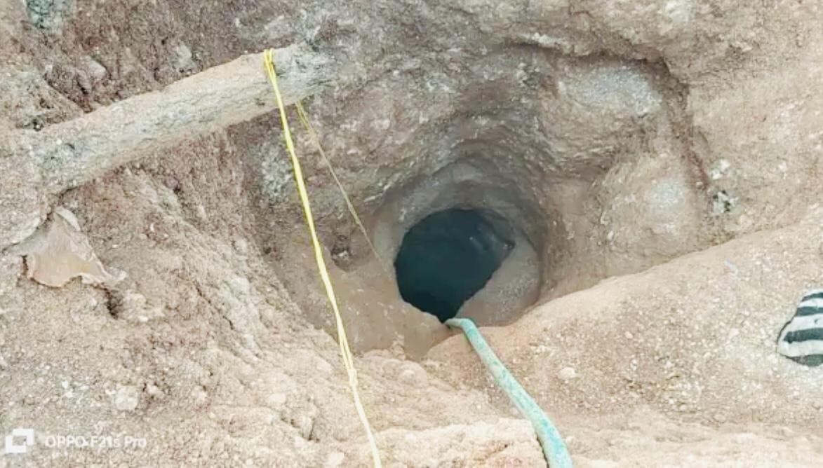 Giridih News: तिसरी और गावां धड़ल्ले हो रहा माइका का अवैध खनन