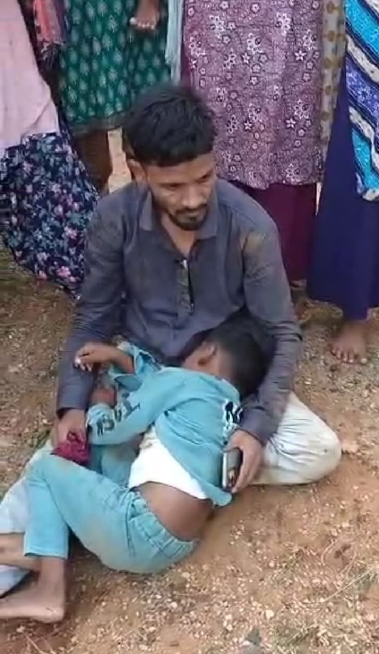 Giridih News: ट्रक की टक्कर से स्काॅर्पियो पलटी, आधा दर्जन घायल