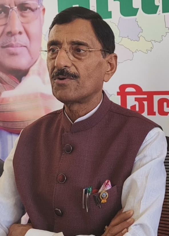 Seraikela News : पीड़िता के परिवार को सुरक्षा दें, लापरवाह थानेदार को हटायें