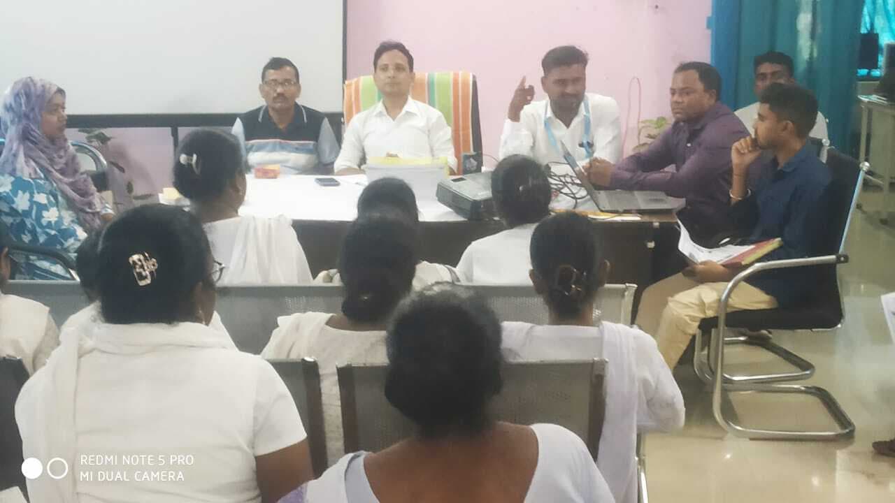 टीबी जांच और वैक्सीनेशन को लेकर दिया प्रशिक्षण