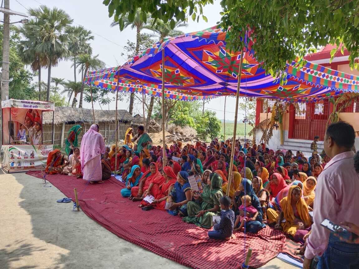 Motihari: जीविका दीदियों ने रखी परिवहन, ऋण सुविधा, ग्रामीण हाट व प्रशिक्षण केंद्रों से जोड़ने की मांग