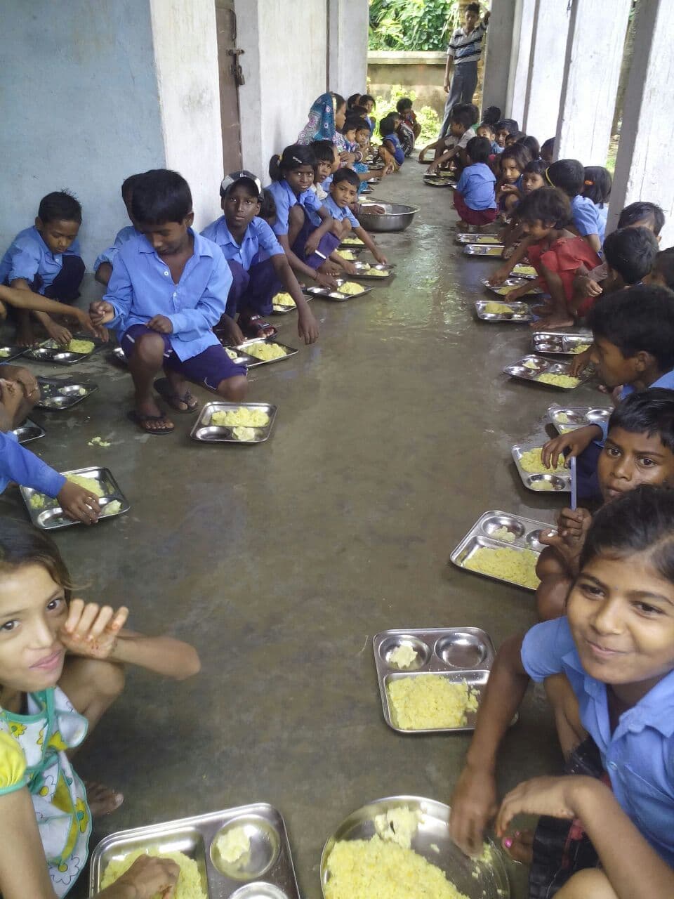 प्राथमिक व मध्य विद्यालय के बच्चे अब फिर से लेंगे अंडे का स्वाद