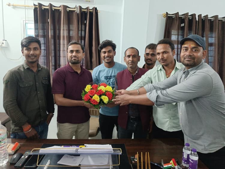 ट्रेड लाइसेंस नहीं लेने वाले दुकानदारों पर होगी कार्रवाई- ईओ