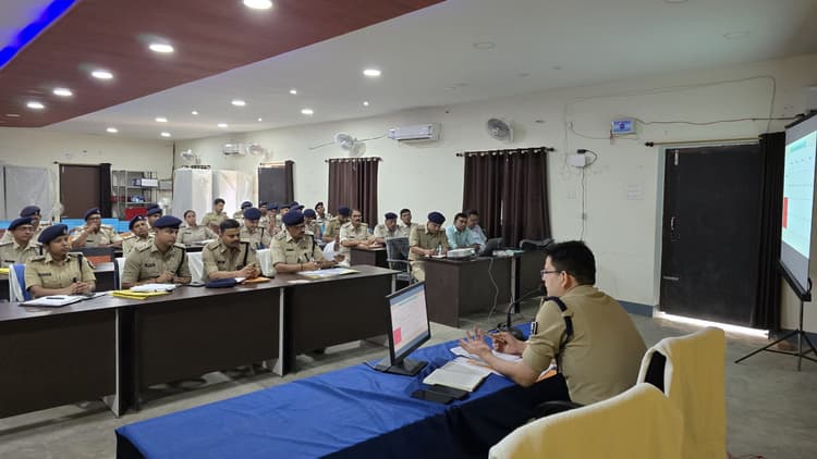 अपराध नियंत्रण व अनुसंधान पर करें फोकस : एसपी