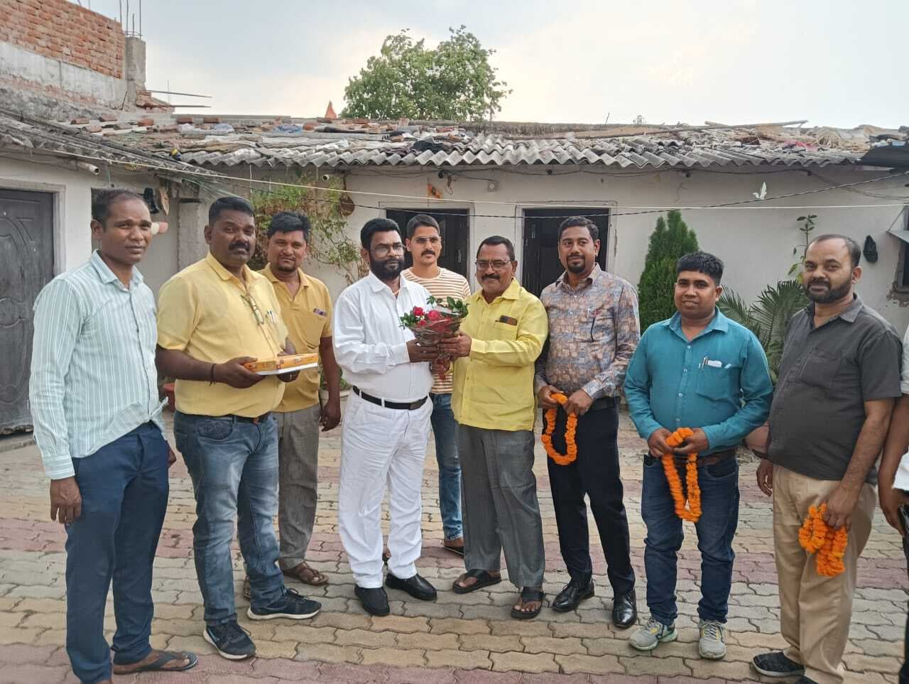 झामुमो के प्रदेश उपाध्यक्ष को दी गयी बधाई