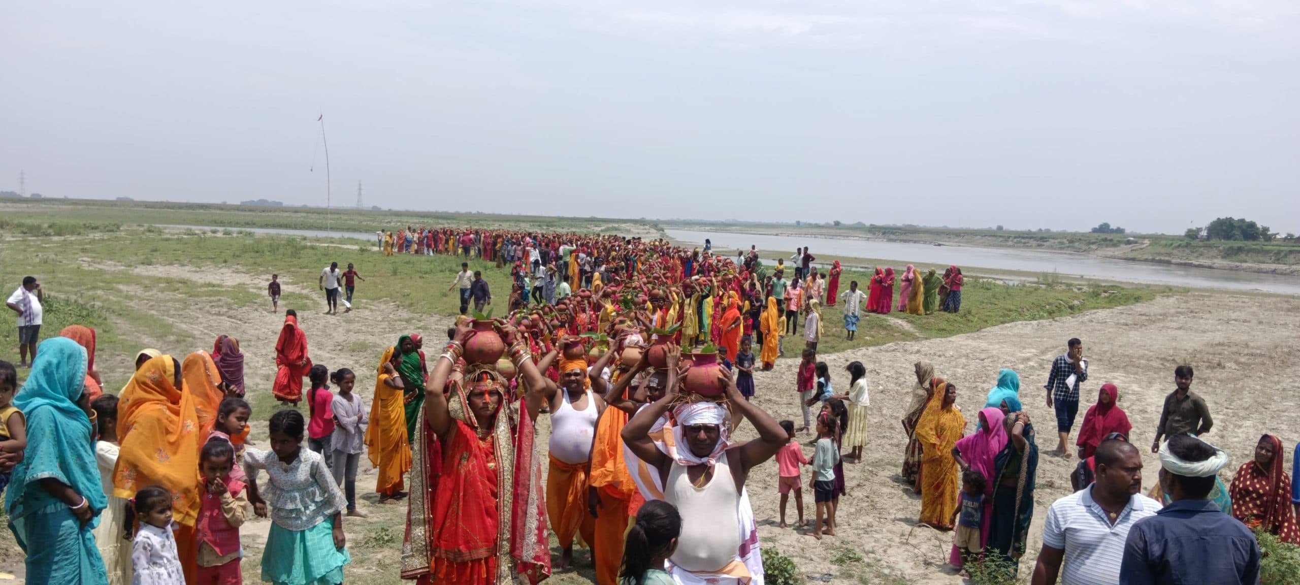Religious news from Samastipur:कलश यात्रा के साथ महायज्ञ की हुई शुरुआत