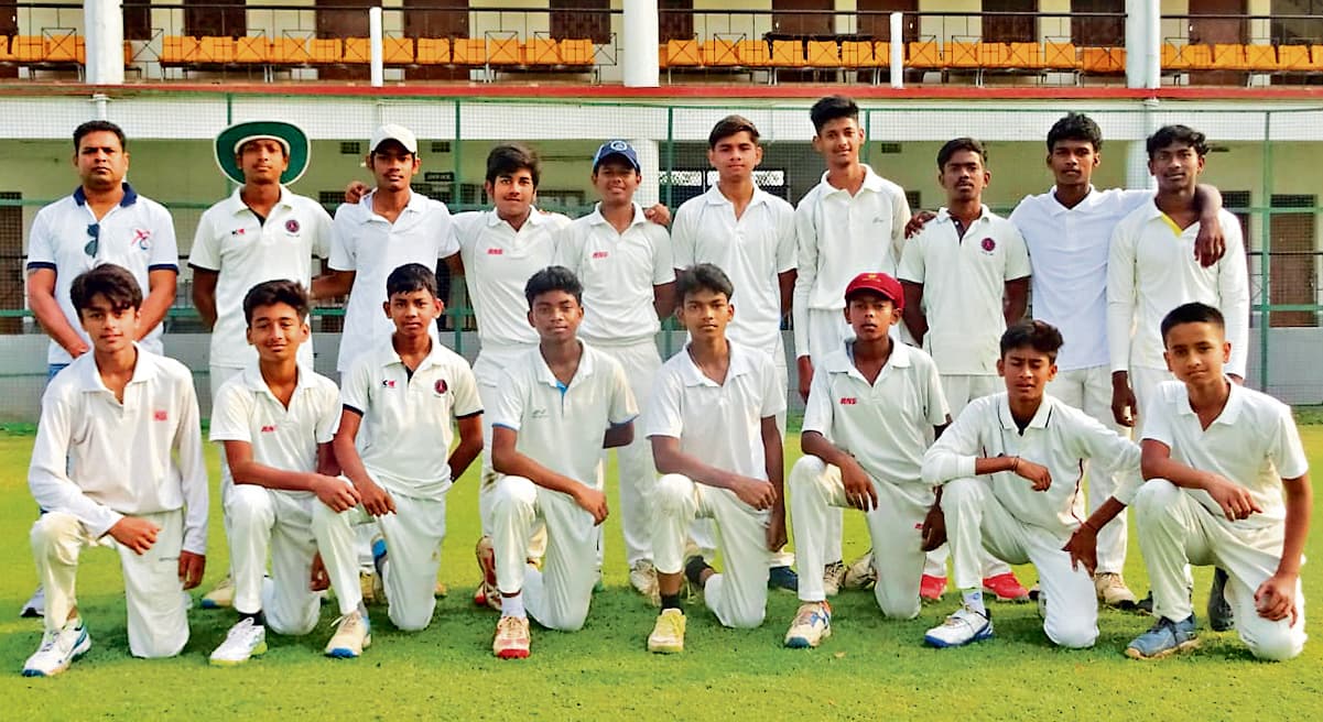 Chaibasa News : संत जेवियर्स ने मधुसूदन स्कूल को हराया